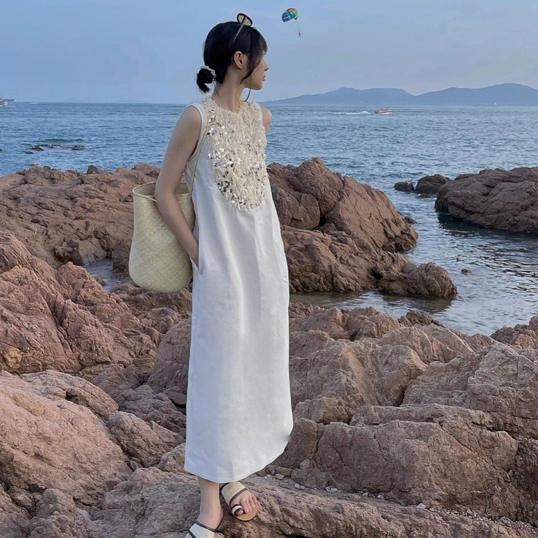 ワンピース ロングワンピース ノースリーブワンピース ラウンドネック ロング丈 ポケット かわいい 大人可愛い きれいめ シンプル カジュアル 上品 おしゃれ かっこいい 大人女子 こなれ感 レトロ