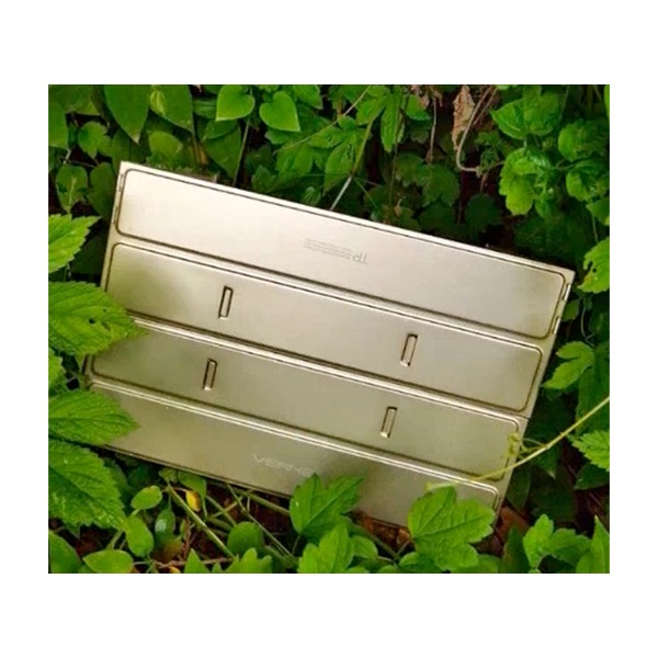 VERNEトレッキングパッドシャンパンゴールド