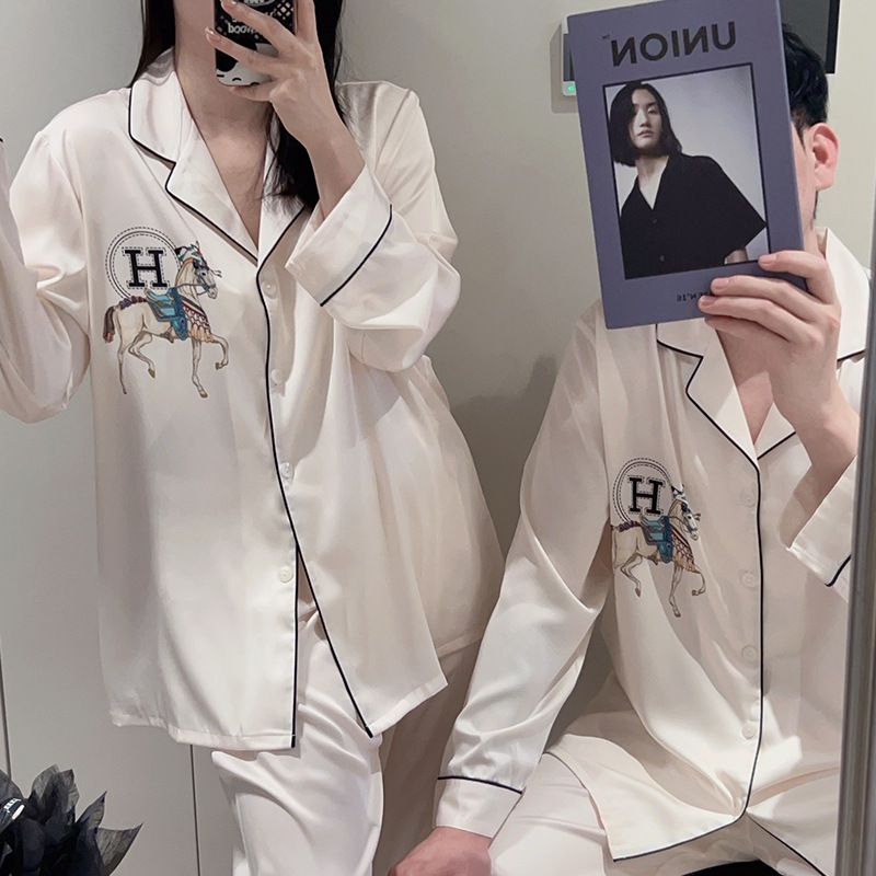 2025年新作通気性のあるアイスシルクのカップルパジャマメンズとレディースの高級長袖パンツホームウェアのツーピースセット着回しできます