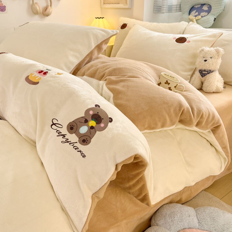 カートゥーン風刺繍入りミルクベルベット4点セット両面コーラルベルベット冬用厚手保温シーツと掛け布団カバー3点セット