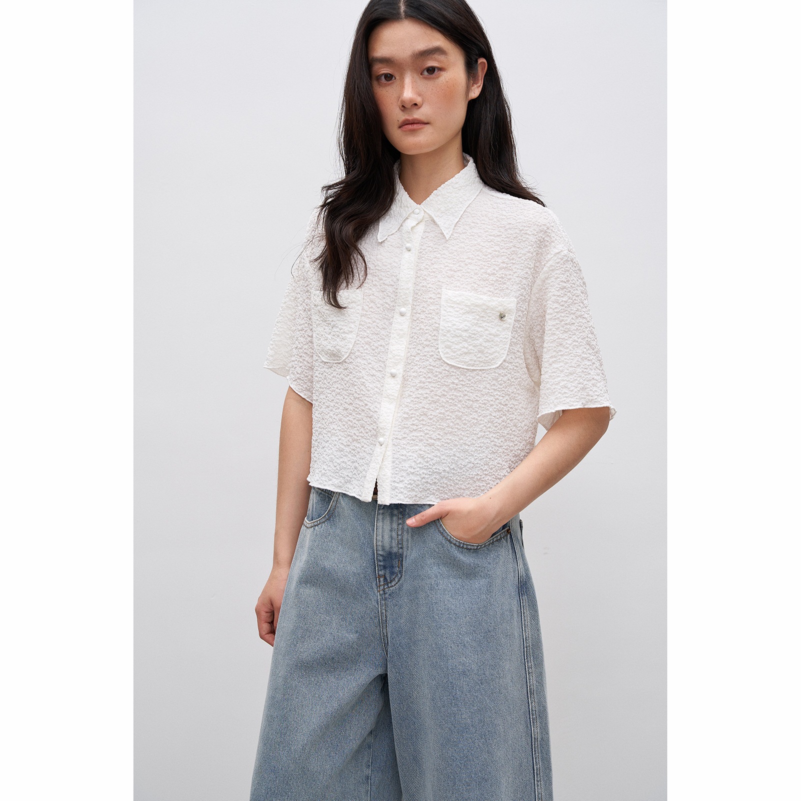 Neihe 2025小さなシャツジャクアードクラフトテクスチャ女性のためのミッドスリーブのシャツ春と夏252382