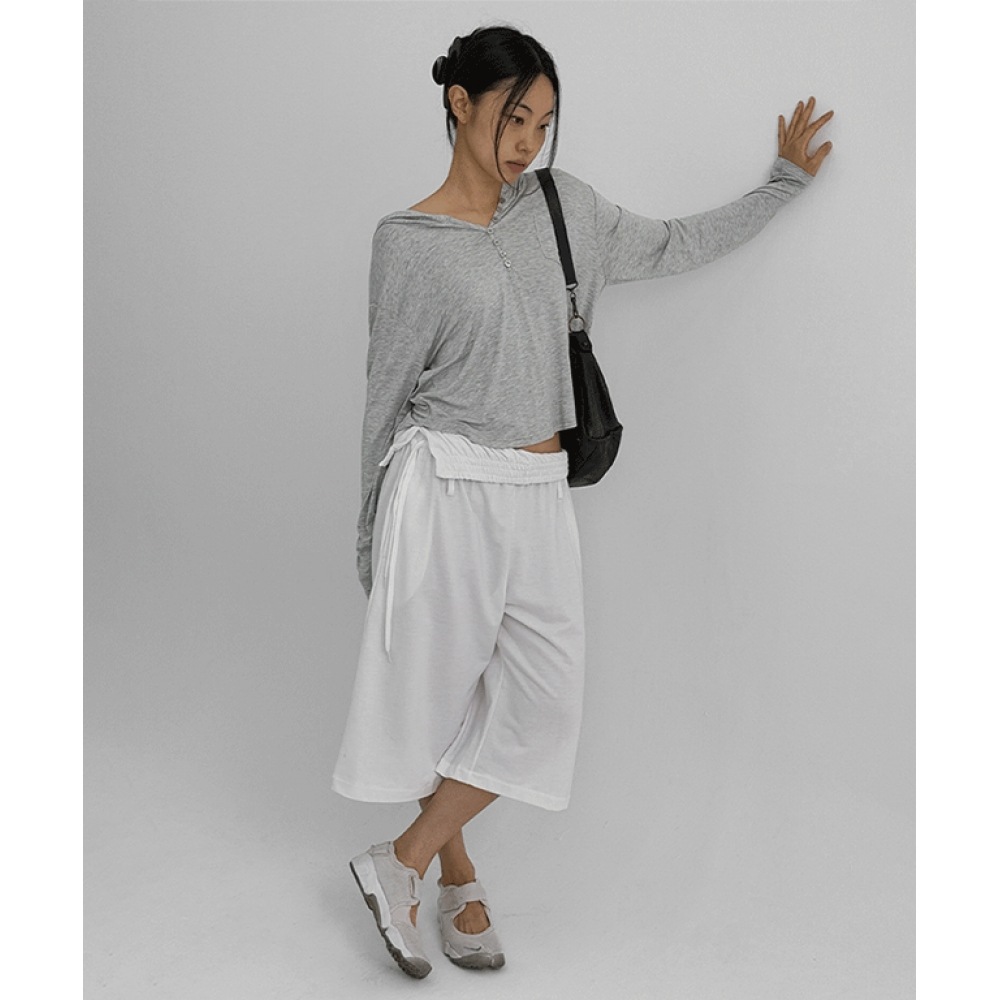 ブラックアップバローズ折りたたみバンディングバミューダパンツ