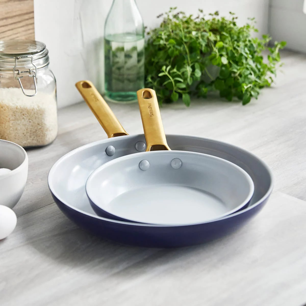 Padova フライパン＆中華鍋 (20cm, 24cm, 28cm) 食器洗い機対応 オーブン対応 PFASフリー ブルー