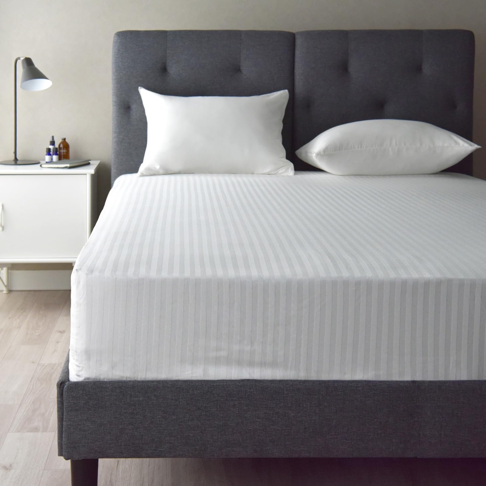 ボックスシーツ キング 日本製 綿100% サテンストライプ 高密度生地315本 防ダニ ベッドシーツ ベッドカバー 高級ホテル おしゃれ 北欧 エトワール (キング スノーホワイト) 5,252円