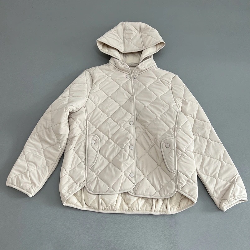 菱型柄 ダウンステッチ フード付き コットンコート レディース 冬季ニューアイテム スイート モノトーン コットンジャケット ルーズ 暖かい 厚手アウター 5,492円