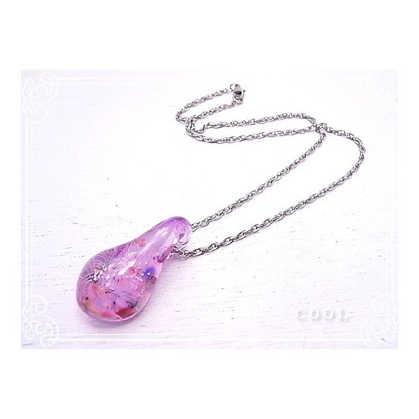 ピンクのガラスレース ネックレス ガラス とんぼ玉 ハンドメイド // ガラスアート COOL