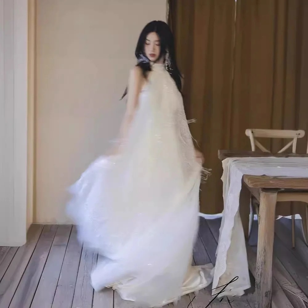 新しい風白い光ウェディングドレスドレッシングガウン婚約ドレス背中開いたホルターネックドレスワンピースドレスその他 ワンピースドレス