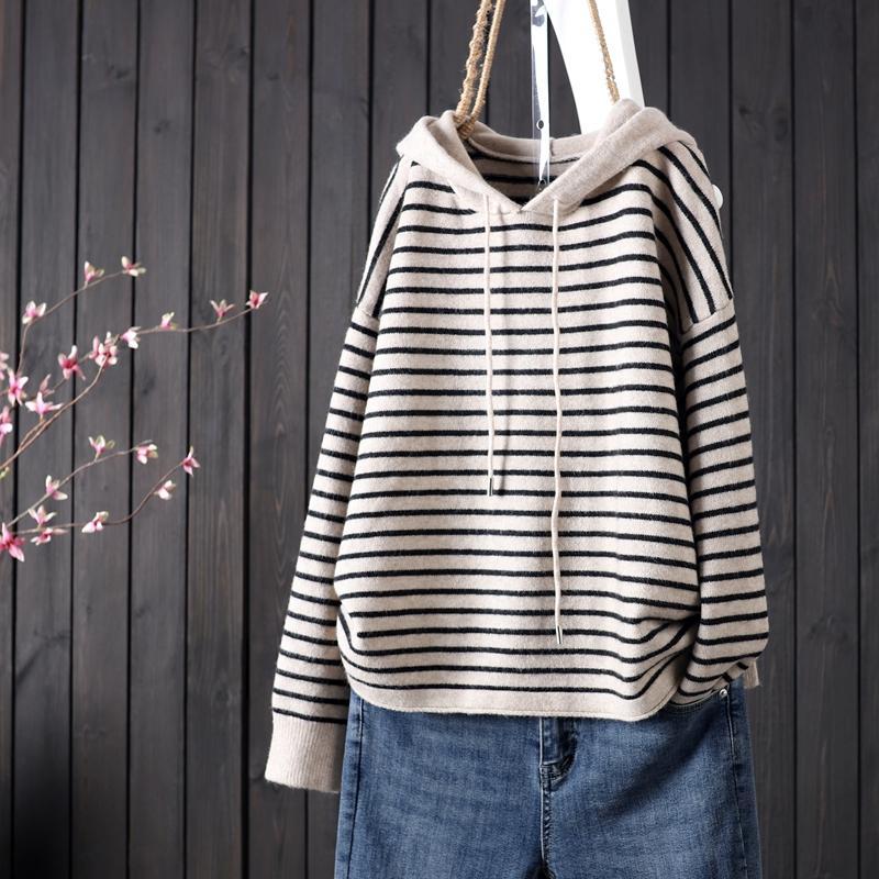【ユニークなデザイン】 フェミニン 切り替え フード付き ボーダー ニットセーター 5,117円