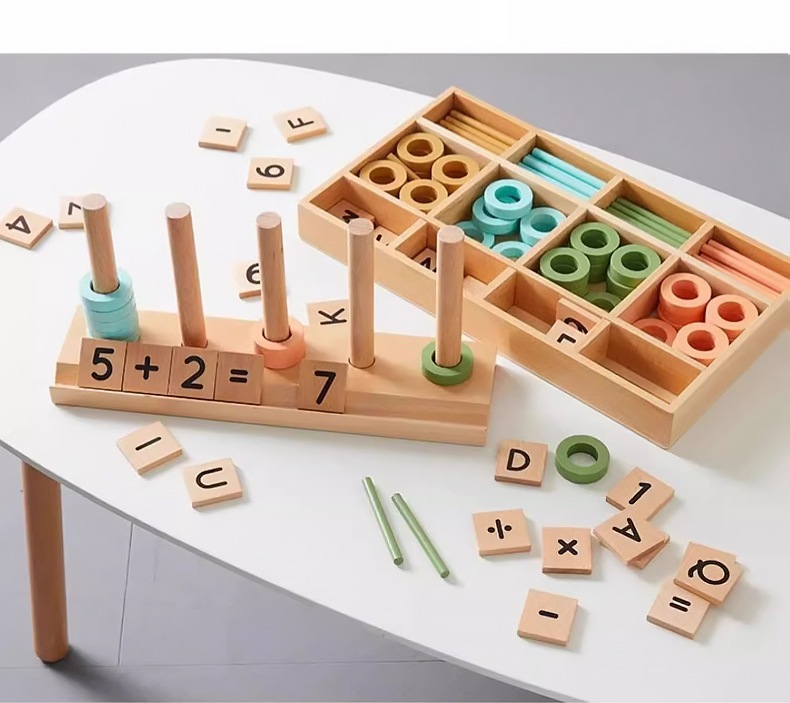 【クーポン利用で15%OFF】 CAGUUU キッズ用木製数字教材 知育玩具 3-in-1 木製 数字 アルファベット 教材 幼児用 積み木 色分け 学習ボード 幼児 知育 ブロック 文字 英語 計算