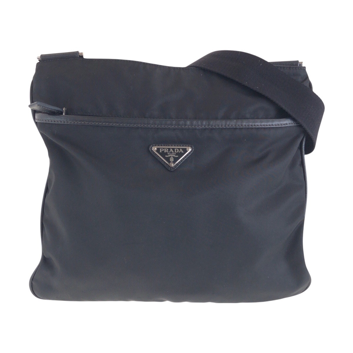 美品 テスート 三角ロゴプレート 男女兼用 ブラック 黒 シルバー金具 ナイロン 斜め掛け ショルダーバッグ レディース 410581