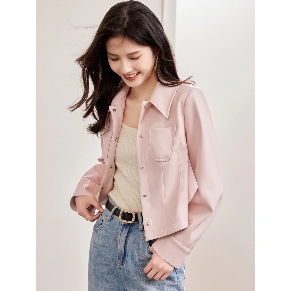 韓国革ジャケット レディース 春秋新作 長袖ジャン ブレザー ジジャケット 皮衣 ショット丈トップス カジュアル テーラード ゆったりアウター 春コート 着痩せ 通勤 オシャレ