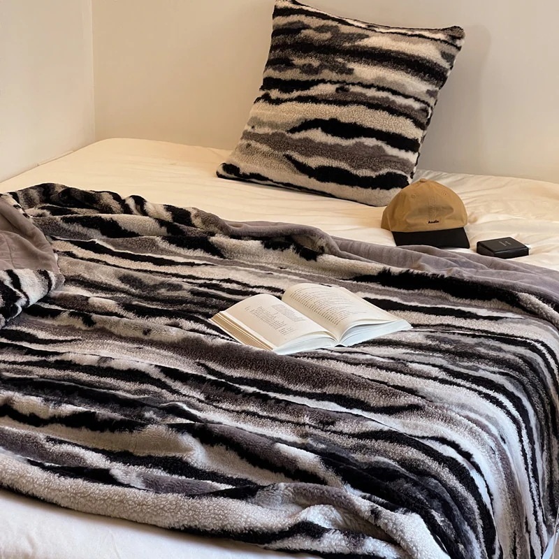 大特価ブランケット 裹起毛 秋冬 暖かい 柔らかい 抗菌 厚くする寒さ対策 シングル 二人 ブランケット