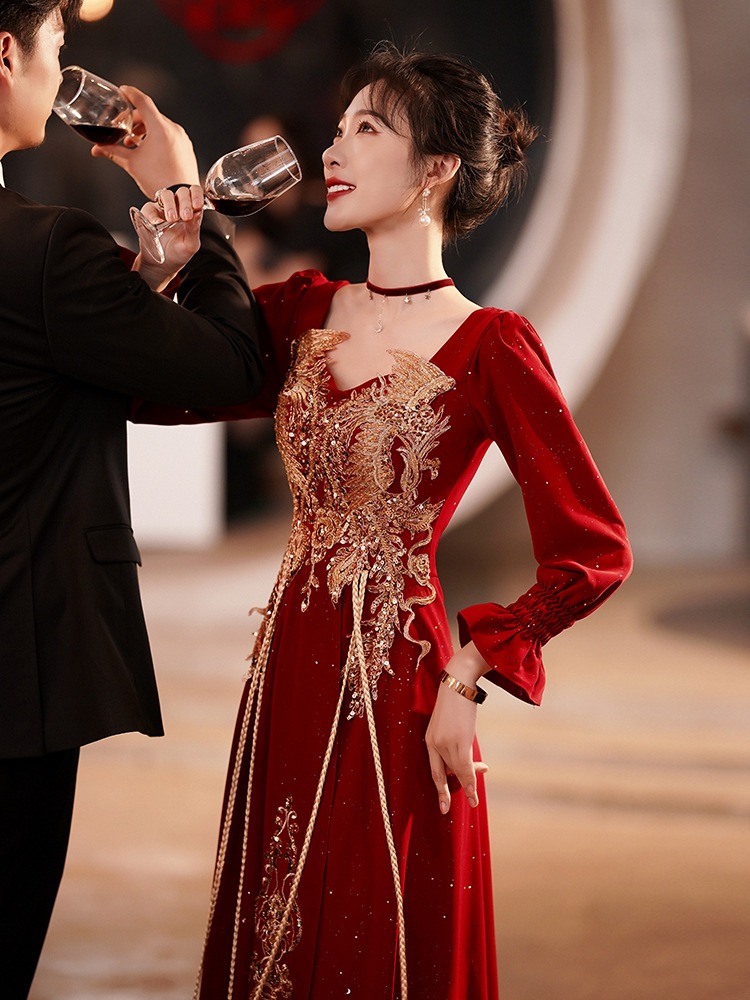 長袖ドレス花嫁2025秋と冬のワインレッドウェディングエンゲージメントドレスバックドアバックドアエムードー