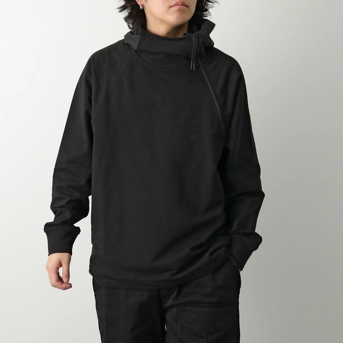 C.P.COMPANY シーピーカンパニー パーカー Metropolis メトロポリス 18CLS014A 006452M メンズ ストレッチフリース ジップアップ フード付き ロゴ 999 【me