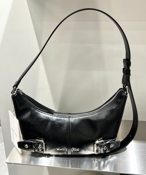 無料配送 ★Matin Kim★ ZIP AROUND SUEDE SHOULDER BAG MK249OBG071MBE_2.jpg