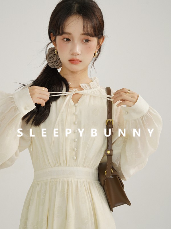 スリーピーラビットフレンチティーブラウンキキョウ気質ドレス秋ウエストスリミングレースVネックロングスリーブAラインスカート