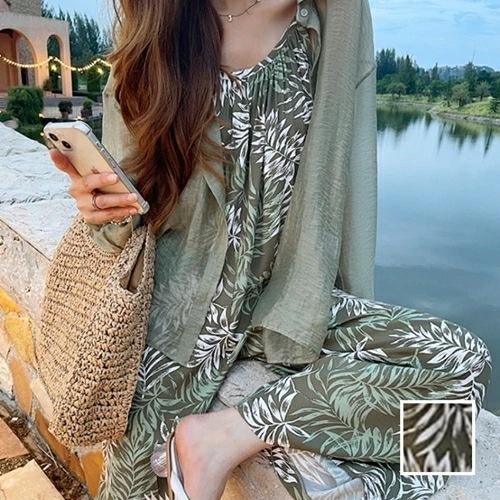 ブラウス シャツ 韓国 ファッション レディース 春 夏 秋 カジュアル コーデ シンプル 定番 セレカジ 20代 30代 40代 2025 シアー ガウン 羽織り シャツジャケット ラフ