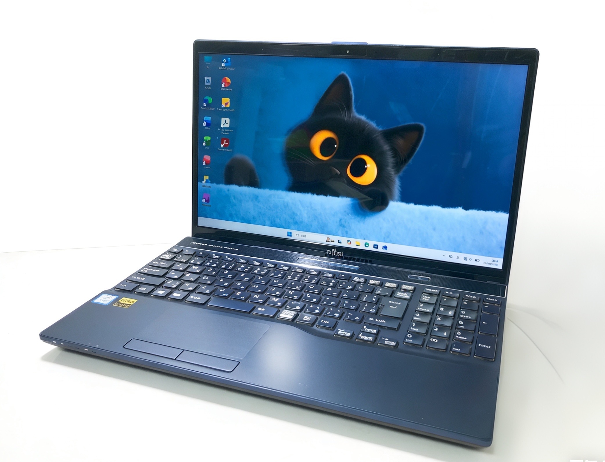 LIFEBOOK WA3/D1 office2024搭載ノートPC Core i7 第8世代/SSD256GB/8GB/Blu-rayONKYO製スピーカー搭載