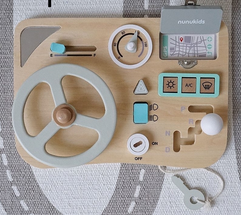 木製　おもちゃ　ハンドル　自動車　運転手セット　おしゃれ　かわいい　車　男の子　女の子　おままごと