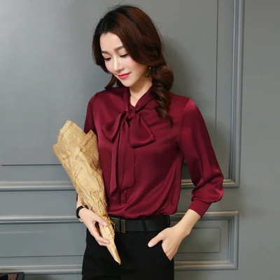 ボウタイブラウス トップス シャツ ブラウス 袖あり 長袖 リボン 前開き かわいい 大人可愛い きれいめ シンプル カジュアル 大人 上品 おしゃれ お洒落 かっこいい レトロ 大人可愛い 大人女子