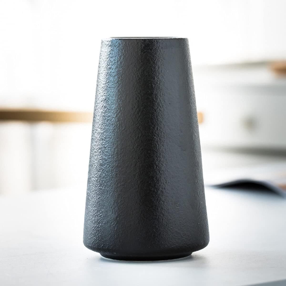 セラミック製ホワイトブラックの花瓶 高さ15cm