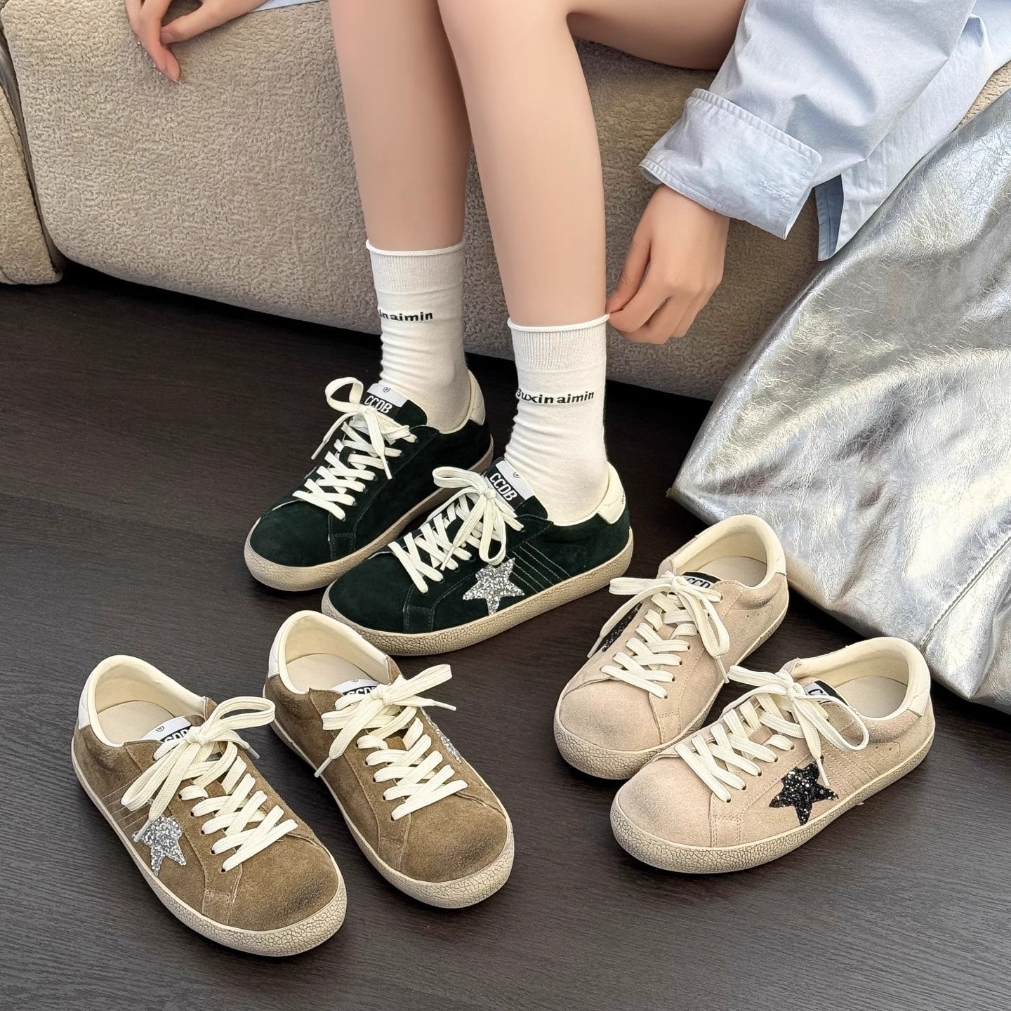 韓国版の超ホットスターダーティーシューズ女性用2025年夏新スタイルの古いレトロカジュアルダーティーシューズトレンディな女性用スポーツシューズ