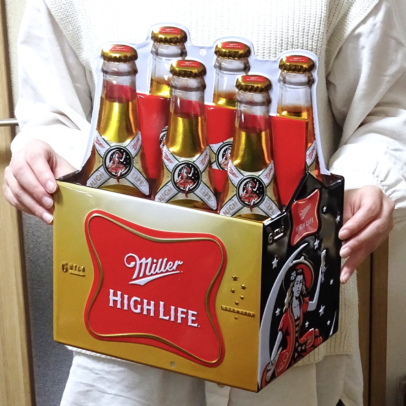 ブリキ看板 エンボスメタルサイン ビール Miller HIGH LIFE ダイカット おしゃれ プレート ミラービール 壁飾り アメリカン お酒 雑貨 インテリア かわいい バー 店舗