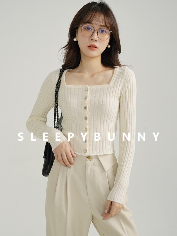 スリーピーラビット「100%ウール」レトロスクエアネックニットセーター レディース 秋冬 フレンチスリム ショート丈 縦縞 ボトムスシャツ