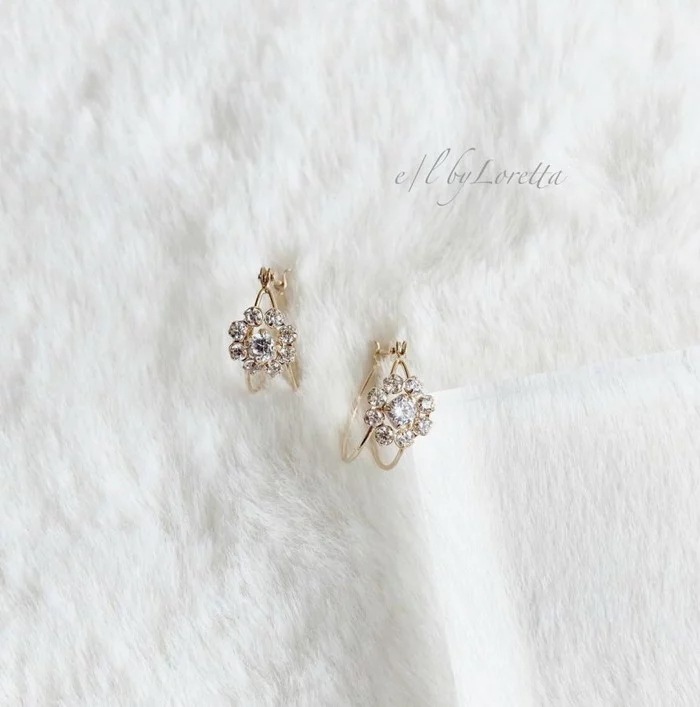 K10 CZ flower hoop pierce EL by Loretta レディース アクセサリー