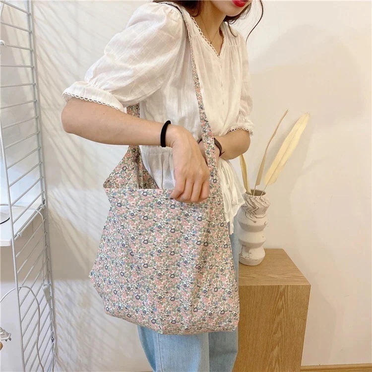 マイエコバッグ探しキルティングバッグ 探しミニバッグ 韓国ins 小花ズック包み 大容量 携帯に便利である修学 旅行大容量トートバッグ収納上手ポーチ 46aa598