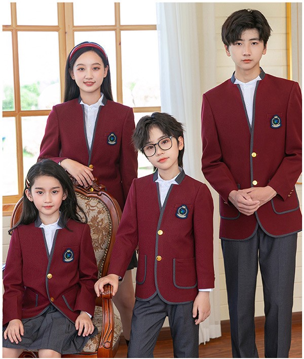 女の子ファッション上下セットトレーニングウェアキッズフォーマルスーツ 韓国風 キッズスーツ ブラウス ジャケット 小学校 男の子 3点セット 子供服 スカート 上下セット 七五三 中学生 学生服