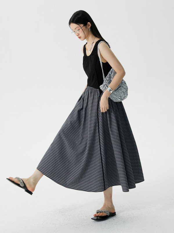 EGG サスペンダースカート EGG サスペンダースカート