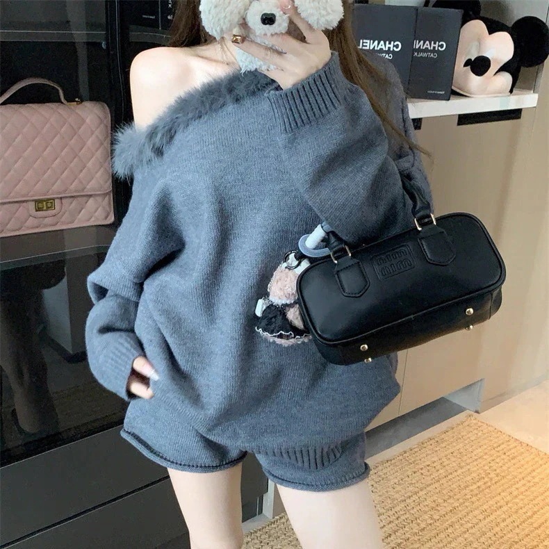 ファー付きオフショルダーセーター用ミドル丈インナーゆったりニットトップス＆ショートパンツ2点セット