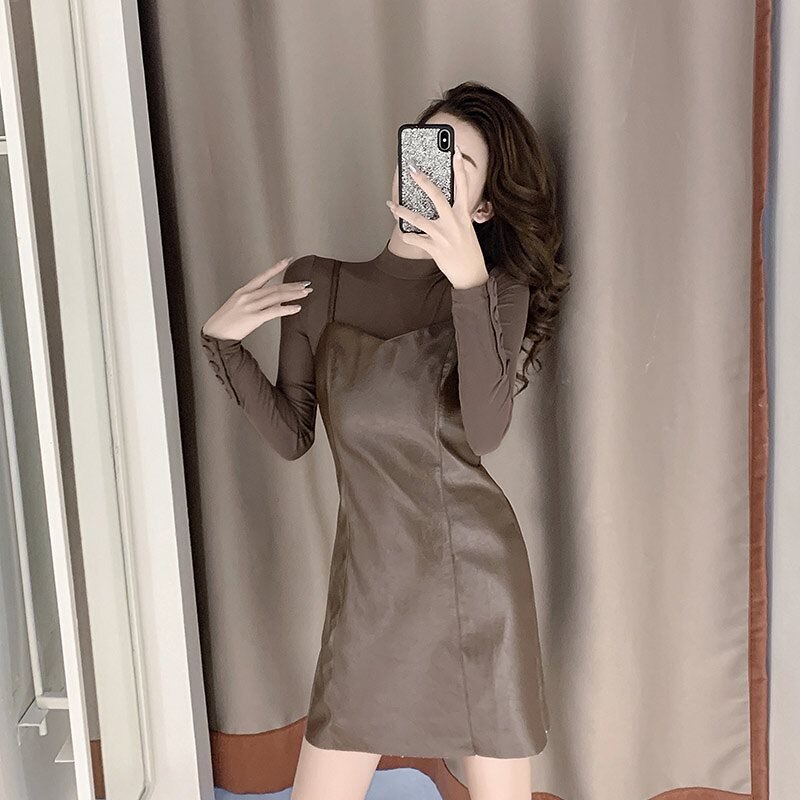 2023春と秋の新しいスタイルの超洋気の小さい背のガーターpu皮のスカートの2つのスーツのワンピ 母の日