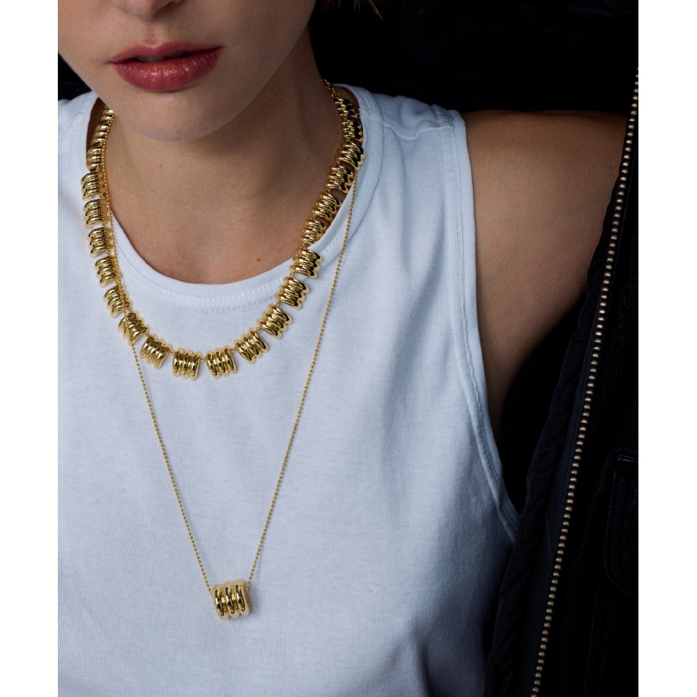 ナンバリング #5737