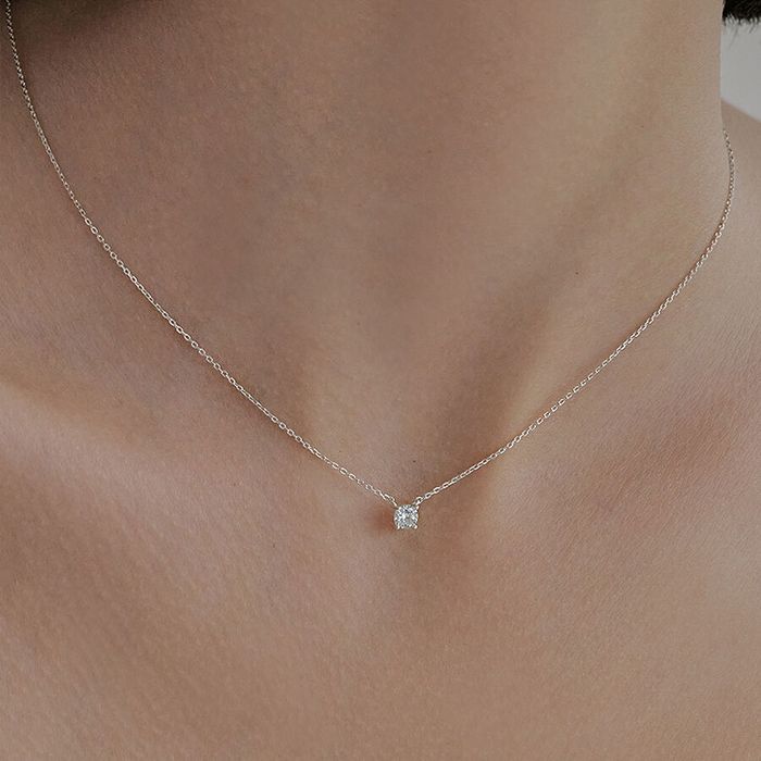 4prong cubic necklace おしゃれ 韓国芸能人着用 韓国ファッション