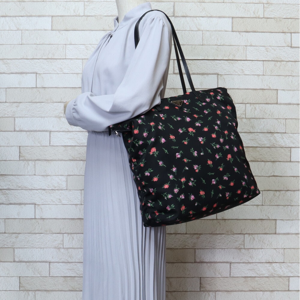 プラダ 花柄 ショルダーバッグ ナイロン 1BG189 ブラック PRADA 中古 美品