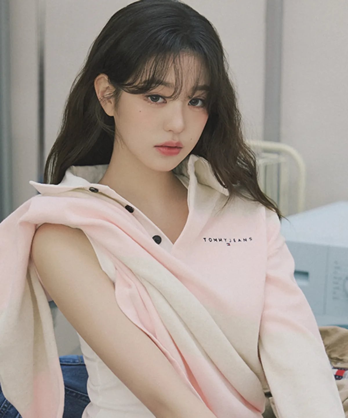 [IVE チャン·ウォニョン モデル着用] リラックス ストライプ ラグビー セーター Tシャツ 韓国の人気ファッションブランド