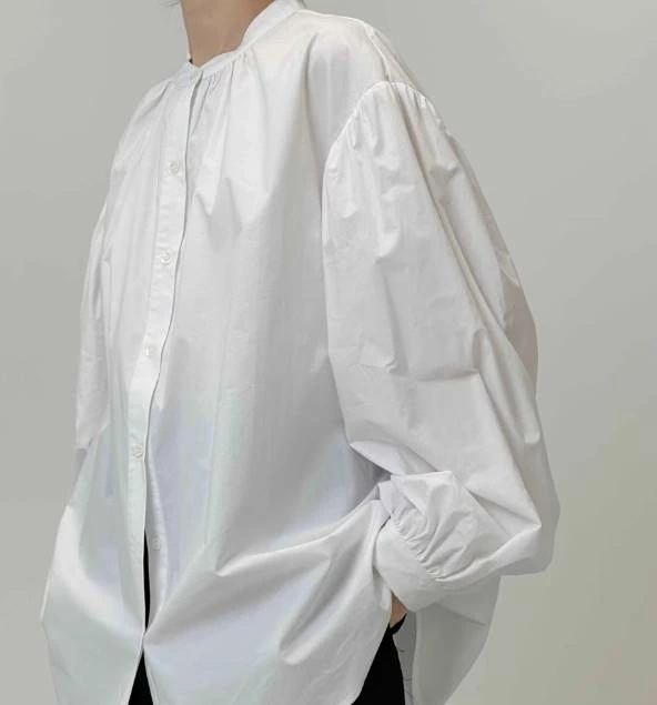 人気爆発レディース トップス シャツ ブラウス 前開き 丈長 長袖 ボリューム袖 スタンドカラー ボタン かわいい 大人可愛い シンプル おしゃれ ラフ ルーズ 個性的 存在感 ベーシック 無地 春 6,092円