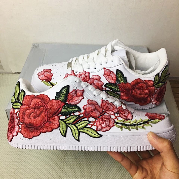 NIKE Air Force1 Flower刺繍 カスタム男女兼用シューズ