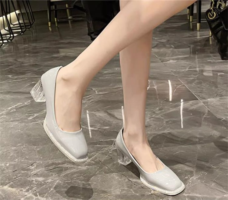 激安セール クリスタルハイヒール メリージェーン女性靴 歩きやすい 2023夏 気質 太いヒール スクエアトゥ ウォータードリル シングルシューズ