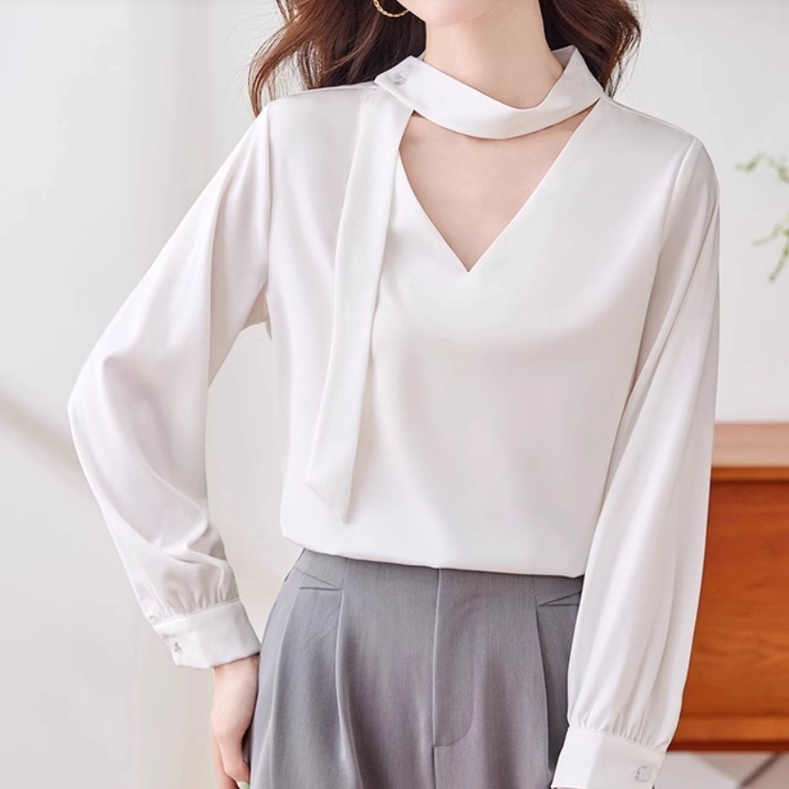 レディース ブラウス 長袖 Vネック 襟なし シフォン リボン 大人可愛い きれいめ シンプル 上品 おしゃれ かっこいい モダン 存在感 都会的 ロマンティック ナチュラル 無地 春 夏 秋 冬