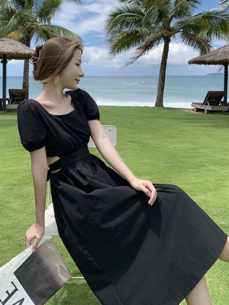 ワンピース 膝下 ミモレ丈 袖あり 半袖 パフスリーブ スクエアネック 細身 ストレート Aライン