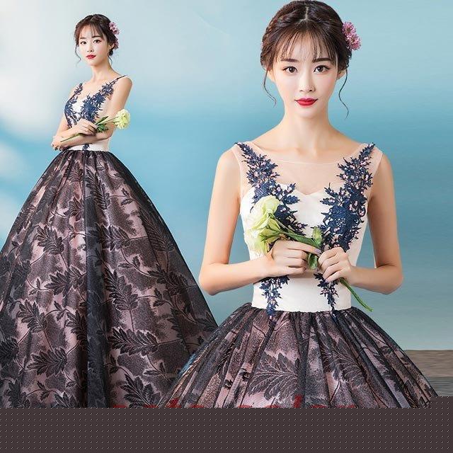 ベアトップ ウェディングドレス ロングドレス 編み上げ Vネック ノースリーブ ドレス エンパイア 結婚式 花嫁 演奏会 お洒落 贅沢 チュール 着痩せ