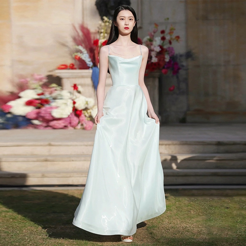 スーパーサスペンダーライトウェディングドレスのための花嫁ののためのウェディングドレスのための女性のパーティードレスライトウェディングドレス