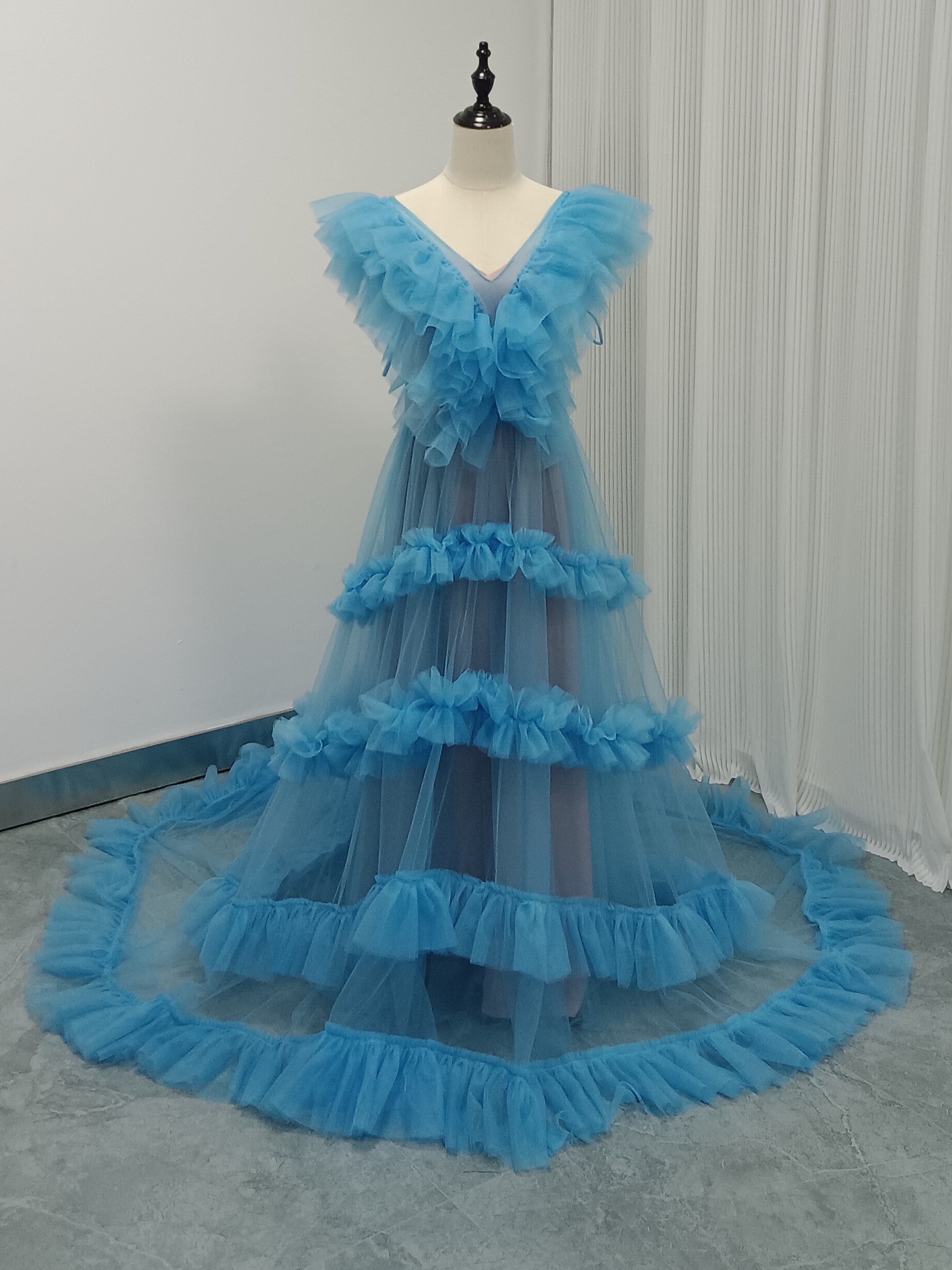 豪華！爽やかで優しいブルー カラードレス Vネック 柔らかく重ねた  