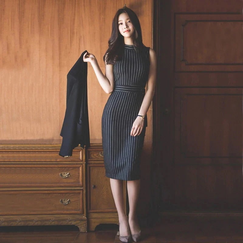 スーツスタイリッシュな スーツスーツの雰囲気ウのテイル2着 ス一ツ/新生活応援ビ特集