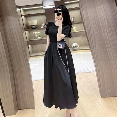 フレンチ気品のダイヤ入りワンピ2025夏のセレブ高級感ウエストくびれでほっそりスカート女子です