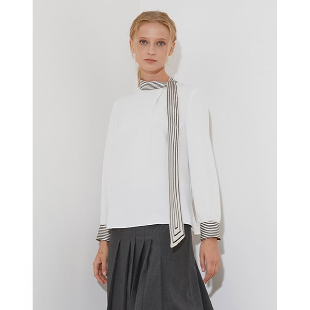 [オリビアローレン] カラーマッチングタイネックブラウス_VOCNL3S1361