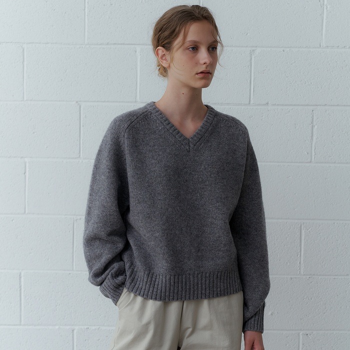 【URAGO】 CLAY WOOL V-NECK KNIT : 5COLOR